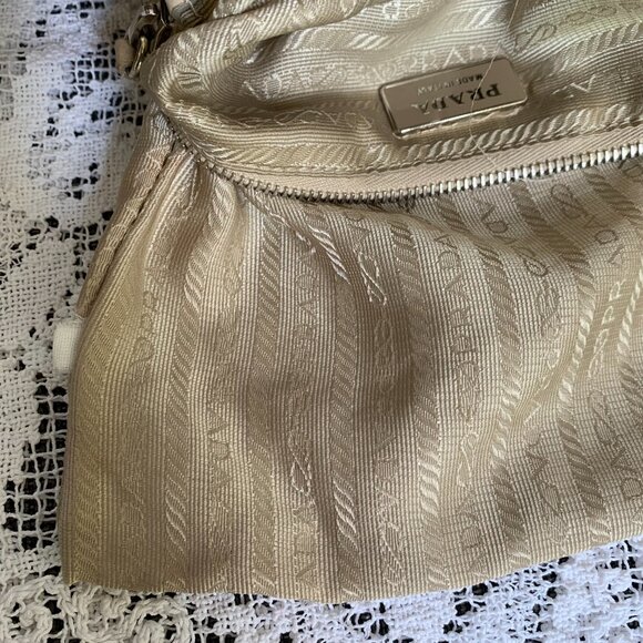 Vintage Y2K PRADA Moon Tan Leather Crescent Shoulder Bag - Picture 9 of 16